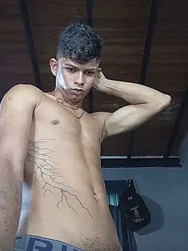 Snapshot of God_Eros_23cm chatting on 25, 5, 2026 God Eros 23cm online show from 25, 5, 2026