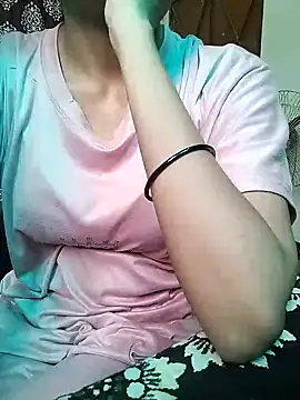 Snapshot of Kanika_mishra90 chatting on 19, 10, 2025 Kanika mishra90 online show from 19, 10, 2025