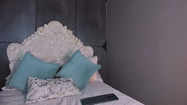 Charlottegray 1 online show from 29, 10, 2025