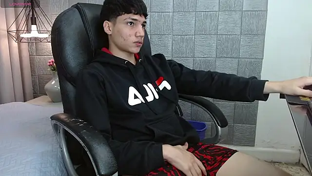 SamBlack  online show from 11, 4, 2026