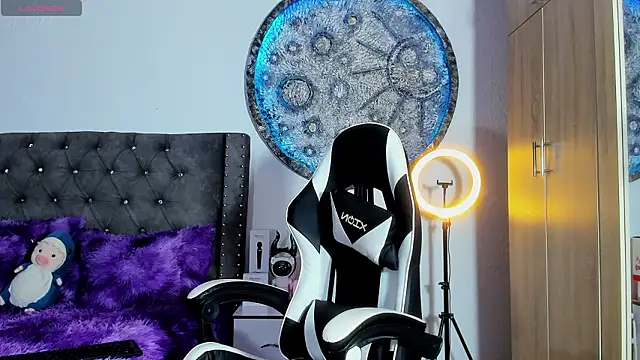 Katherine Rose online show from 15, 2, 2026