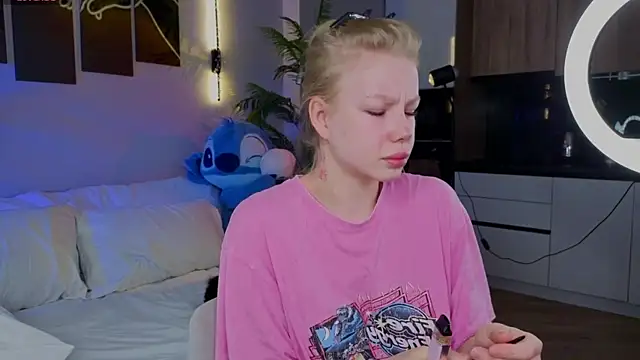 emilyshepar d online show from 21, 4, 2026