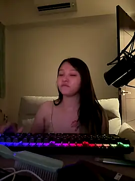 Yucheng  520 online show from 18, 12, 2025