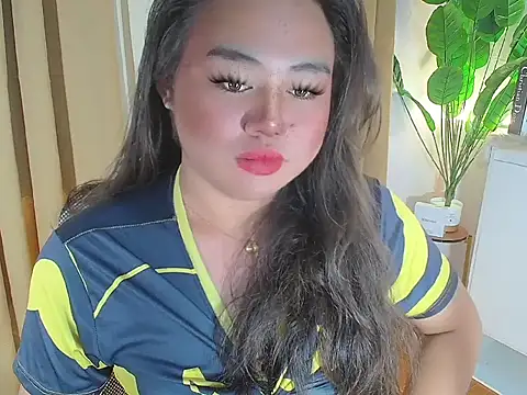 ursexy ceciliaxx online show from 8, 4, 2026