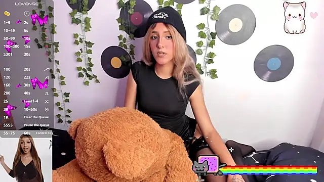 Snapshot of Amy_Moonlight chatting on 28, 9, 2025 Amy Moonlight online show from 28, 9, 2025
