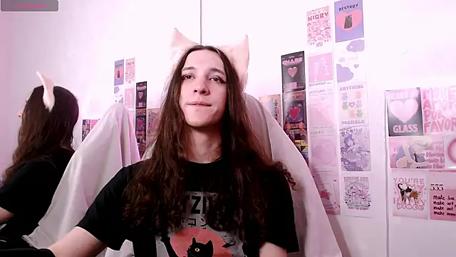 SilverMuse online show from 22, 3, 2026