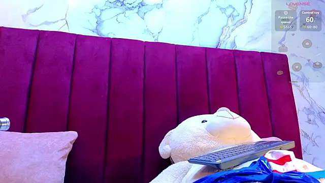 PrincePoppy online show from 6, 2, 2026