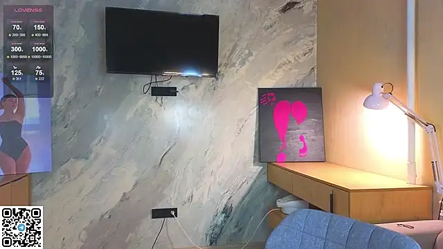 miss bubbles  online show from 30, 10, 2025