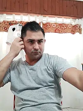 Snapshot of Bradd_32 chatting on 30, 4, 2026 Bradd 32 online show from 30, 4, 2026
