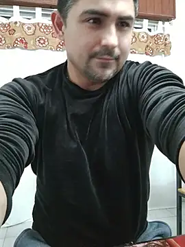 Snapshot of Bradd_32 chatting on 18, 5, 2026 Bradd 32 online show from 18, 5, 2026