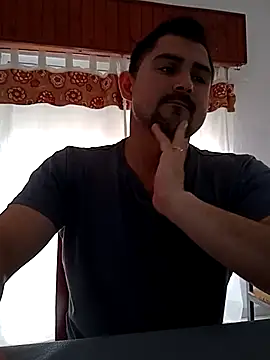 Snapshot of Bradd_32 chatting on 24, 6, 2026 Bradd 32 online show from 24, 6, 2026