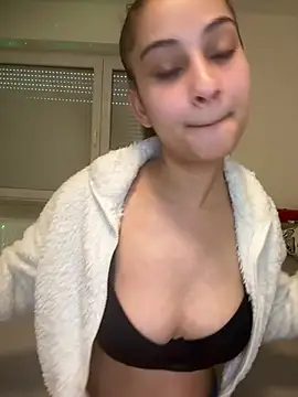 Snapshot of FemmeAffair chatting on 15, 3, 2026 FemmeAffair online show from 15, 3, 2026