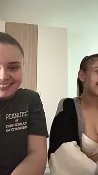 Snapshot of FemmeAffair chatting on 4, 4, 2026 FemmeAffair online show from 4, 4, 2026