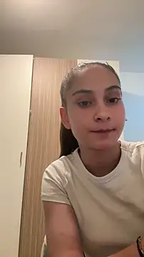 Snapshot of FemmeAffair chatting on 29, 4, 2026 FemmeAffair online show from 29, 4, 2026