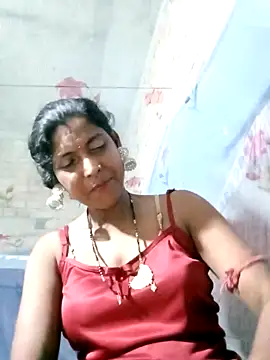 Snapshot of Savita992 chatting on 11, 5, 2026 Savita992 online show from 11, 5, 2026