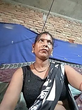 Snapshot of Savita992 chatting on 19, 7, 2026 Savita992 online show from 19, 7, 2026