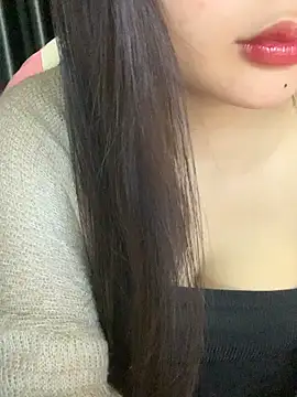 Snapshot of Linhtruong_ chatting on 17, 12, 2025 Linhtruong online show from 17, 12, 2025