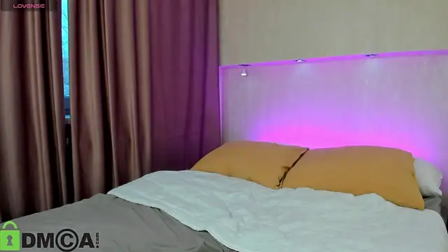 Adelina Bliss online show from 4, 10, 2025