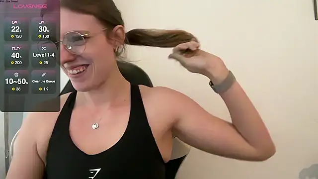 BustyKellyXXX online show from 2, 2, 2026