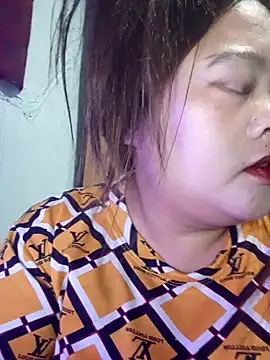 sweetbigtits19 online show from 7, 4, 2026