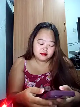 sweetbigtits19 online show from 10, 4, 2026