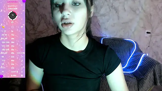 Snapshot of ChocolateKity chatting on 8, 10, 2025 ChocolateKity online show from 8, 10, 2025