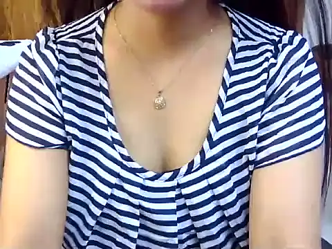 Snapshot of Obonti_2000 chatting on 15, 9, 2025 Obonti 2000 online show from 15, 9, 2025