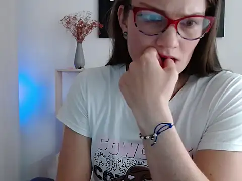 Camila-ventura online show from 5, 10, 2025