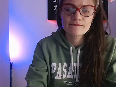 Camila-ventura online show from 1, 11, 2025