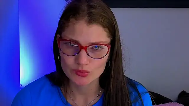 Camila-ventura online show from 3, 12, 2025