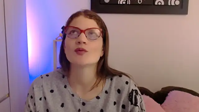Camila-ventura online show from 10, 6, 2026