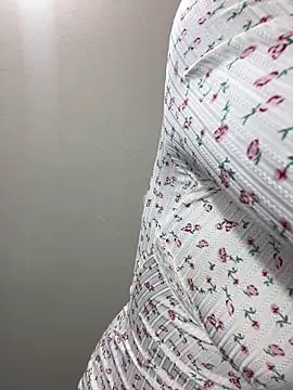 Maddy w online show from 22, 11, 2025