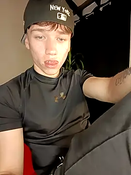 Logan sixxer online show from 18, 9, 2025