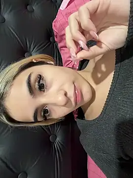 Babylovetiernax online show from 12, 6, 2026