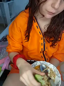 Sharon Black online show from 16, 9, 2025