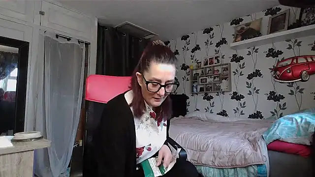 Mistress-Ivy51 online show from 6, 2, 2026