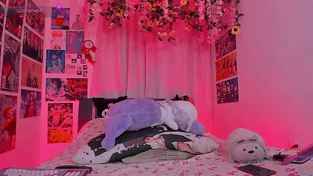 FluffyMelons online show from 8, 3, 2026