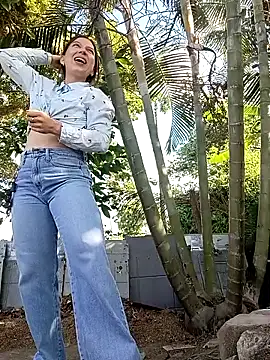 Snapshot of Arianna_Moss chatting on 4, 7, 2026 Arianna Moss online show from 4, 7, 2026