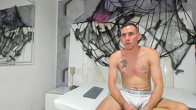 PeterBowel online show from 30, 10, 2025