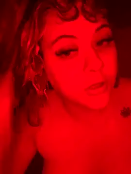 Dulceluz 420 online show from 4, 11, 2025