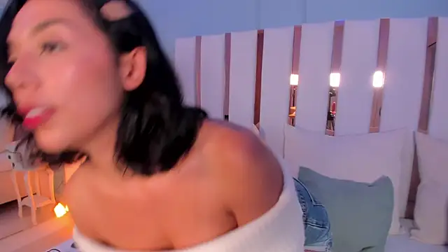 selene phmoon online show from 5, 10, 2025