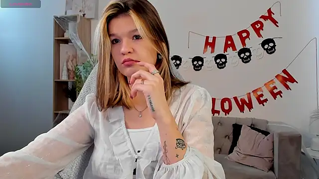 Kati Li online show from 3, 11, 2025