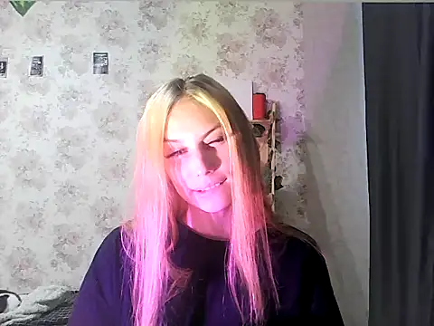 Snapshot of ClaireLaSweet chatting on 16, 10, 2025 ClaireLaSweet online show from 16, 10, 2025