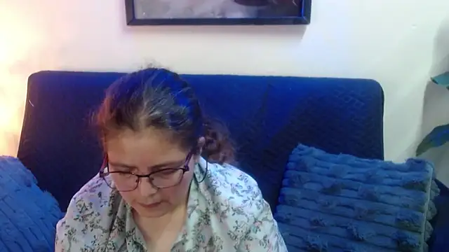 Snapshot of Linda_banks_ chatting on 22, 4, 2026 Linda banks online show from 22, 4, 2026