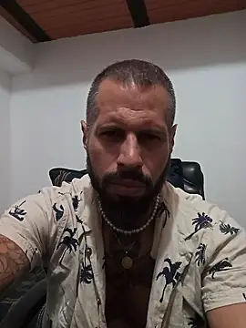 Snapshot of Matheus_Blaze chatting on 22, 10, 2025 Matheus Blaze online show from 22, 10, 2025