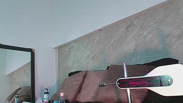 Dixie grey1 online show from 27, 3, 2026