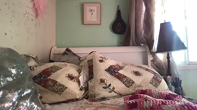 nekowaifuuu online show from 19, 11, 2025