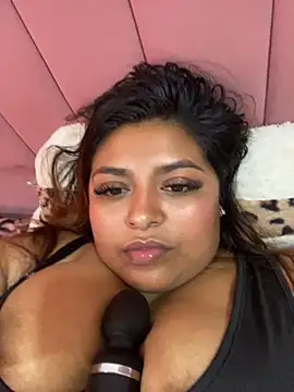 Hela Collins online show from 19, 10, 2025