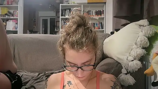 Snapshot of harleyblair chatting on 24, 6, 2026 harleyblair online show from 24, 6, 2026