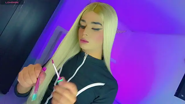 HANNAH BACKERS online show from 5, 10, 2025